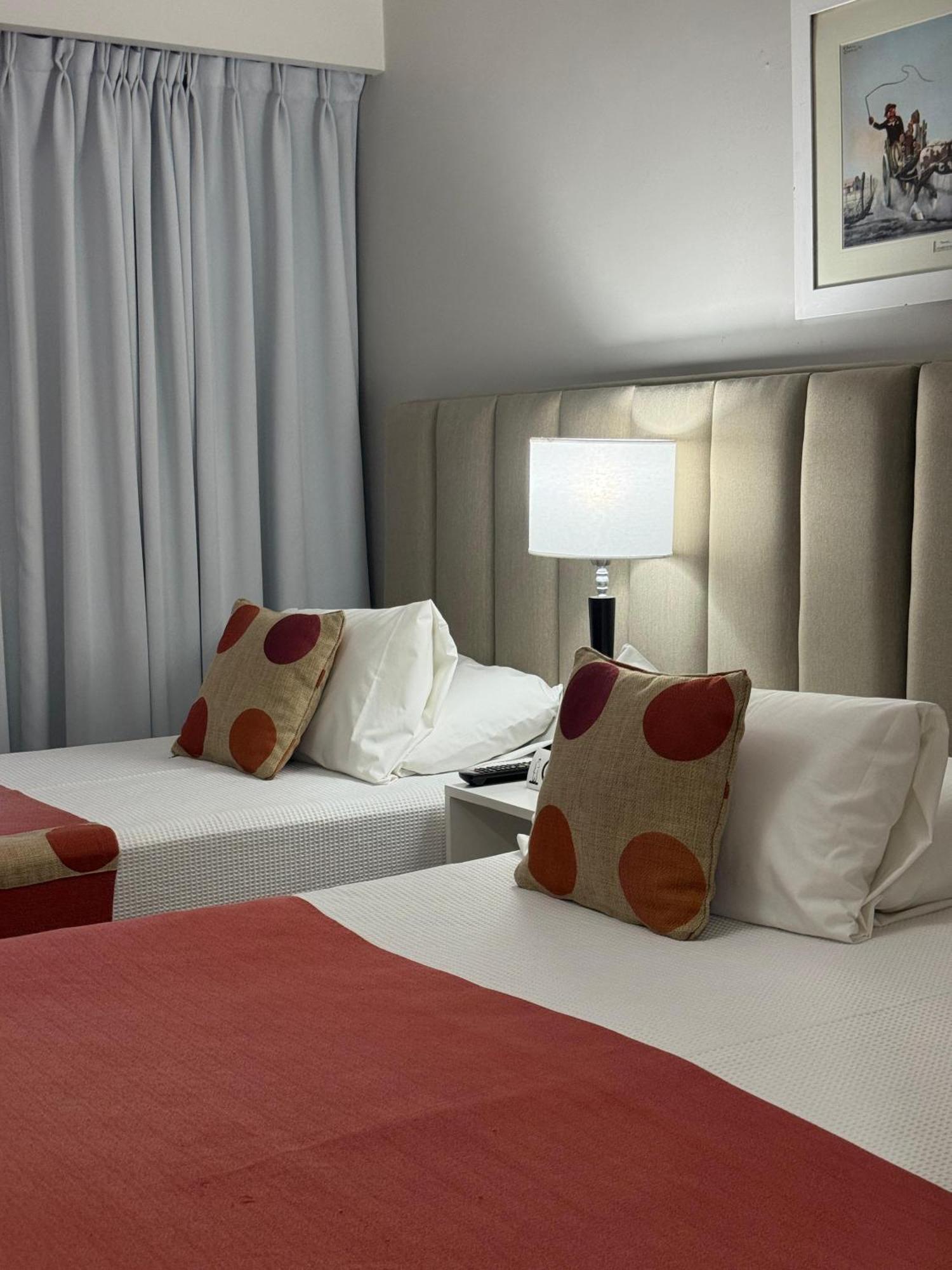 Hotel Facon Grande Buenos Aires Extérieur photo