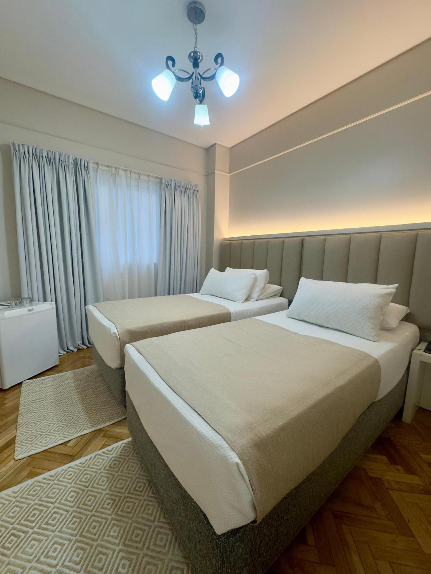 Hotel Facon Grande Buenos Aires Extérieur photo